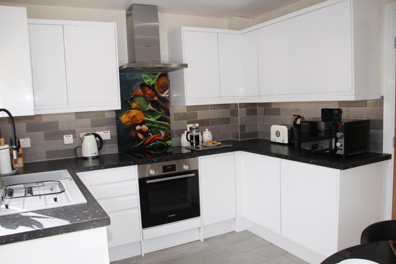City Centre Town House With Riverside Views And Free Parking 1Bak يورك المظهر الخارجي الصورة